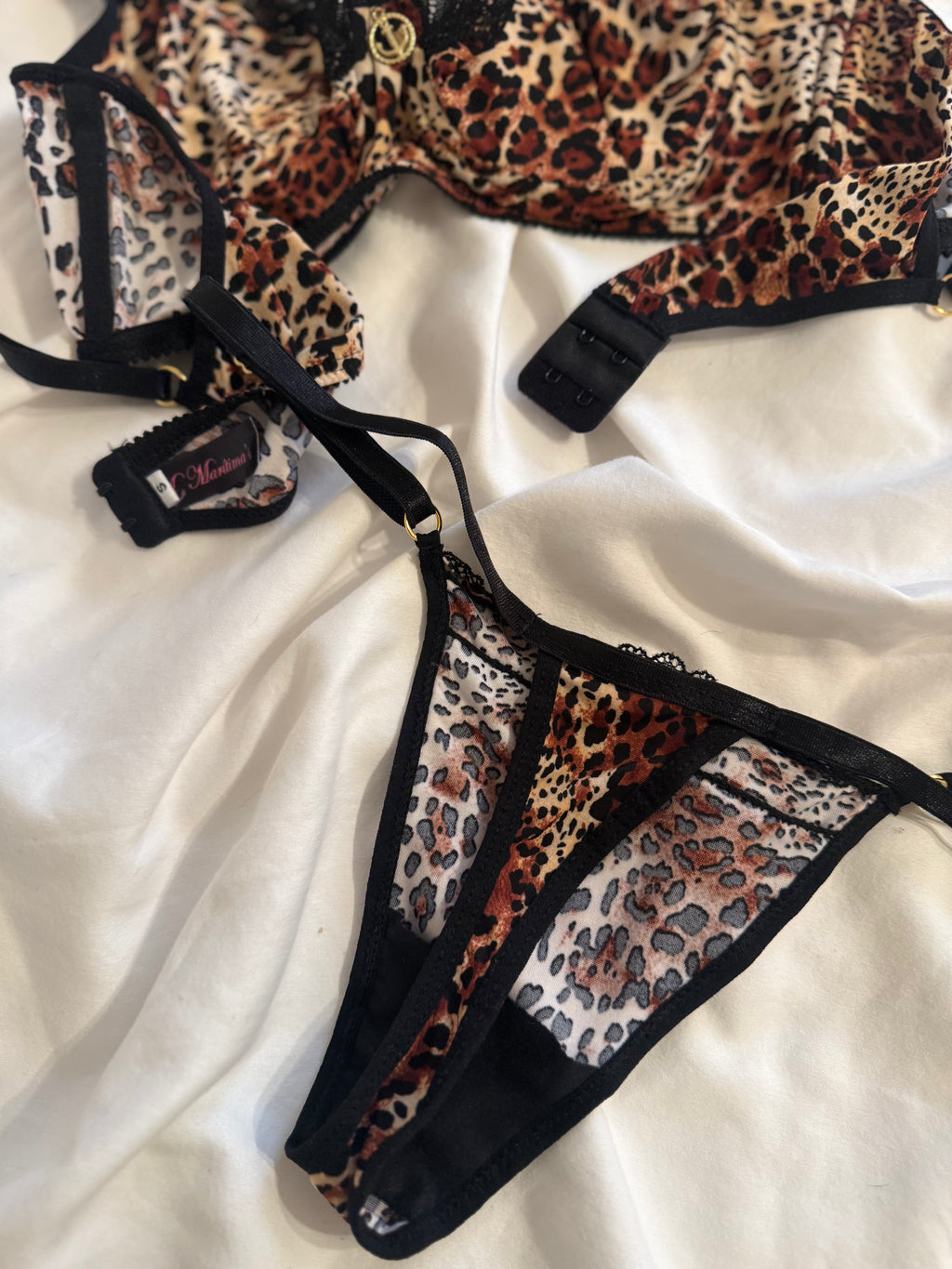 The Wild Set – handmade lace lingerie set by Marítimas