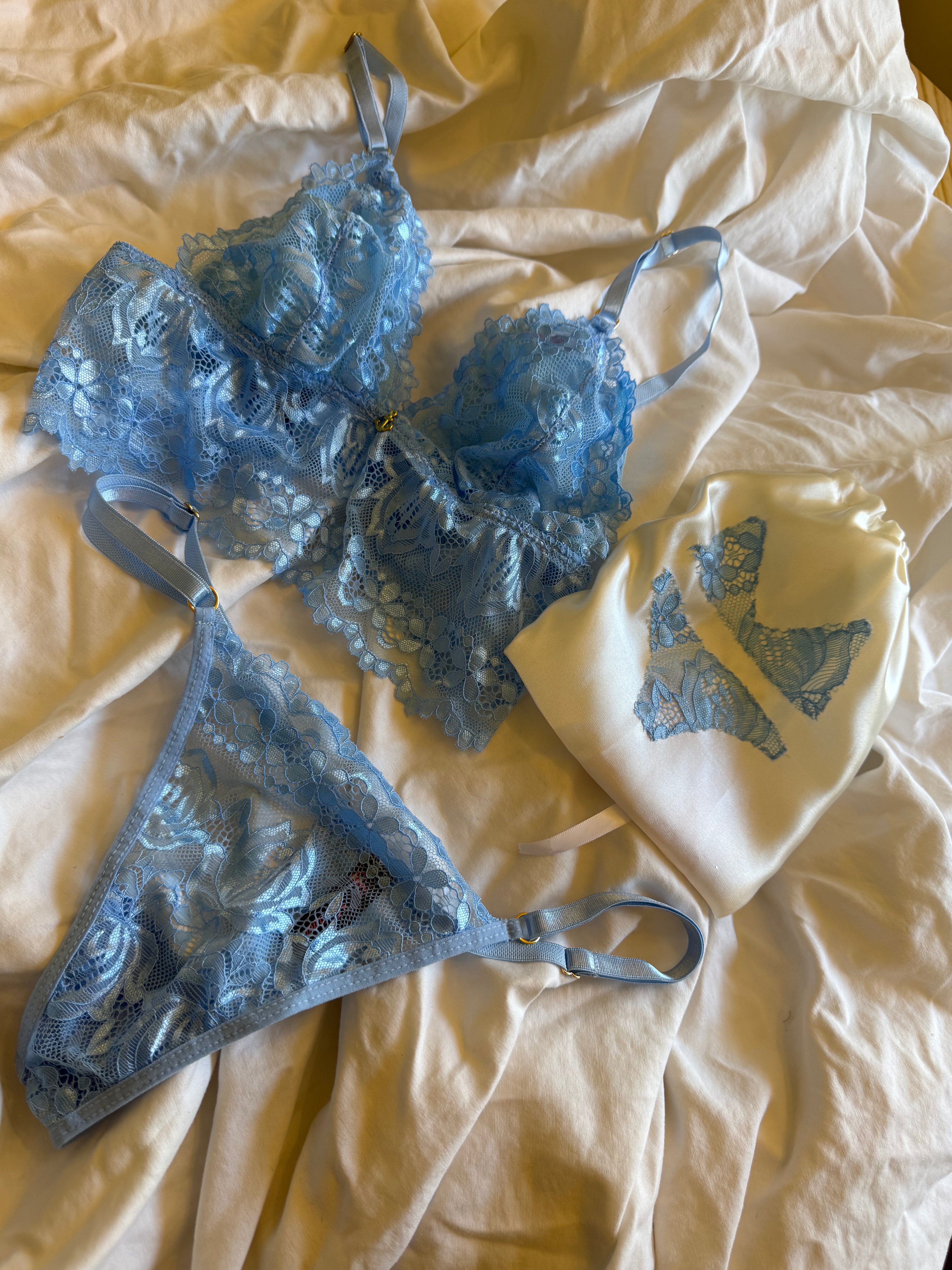 The Dove Set